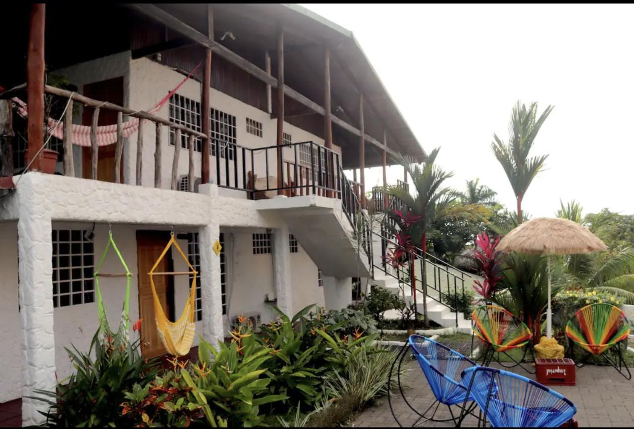 Bed and Breakfast Casa Geraldo à Manuel Antonio Extérieur photo